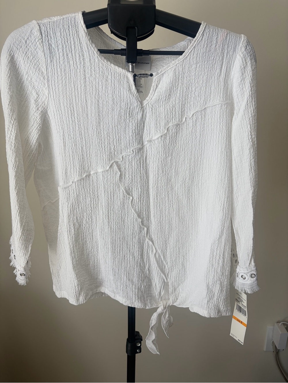 NWT Alfred Dunner White Textured Top | Grommet & Fringe Cuffs | S
